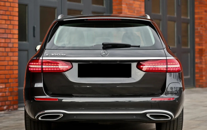 Mercedes-Benz Klasa E cena 179900 przebieg: 29500, rok produkcji 2022 z Chojnice małe 781